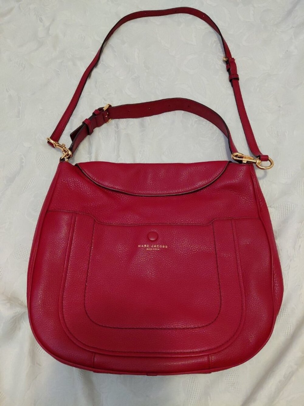 Marc Jacobs Empire City Hobo Red Pebbled Leather with Attachable Crossbody Strap